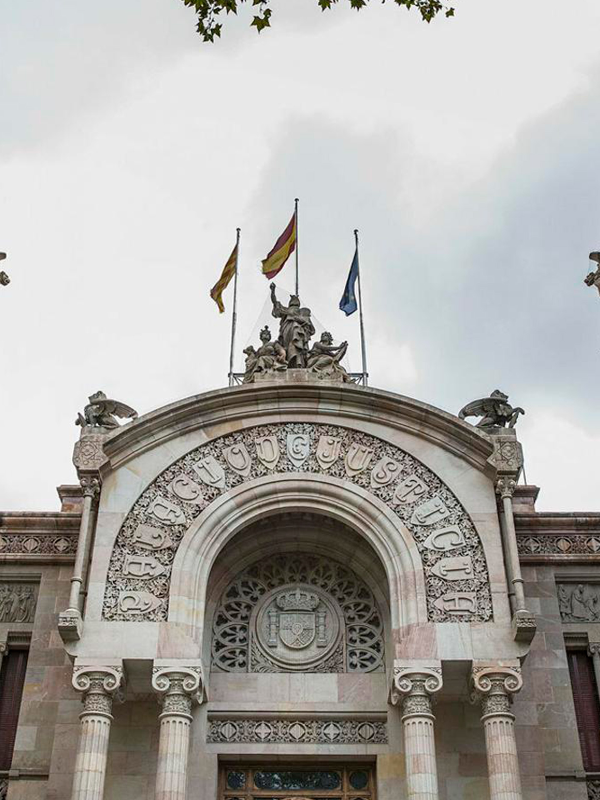 barcelona court